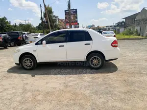 Nissan Tiida 2012 White