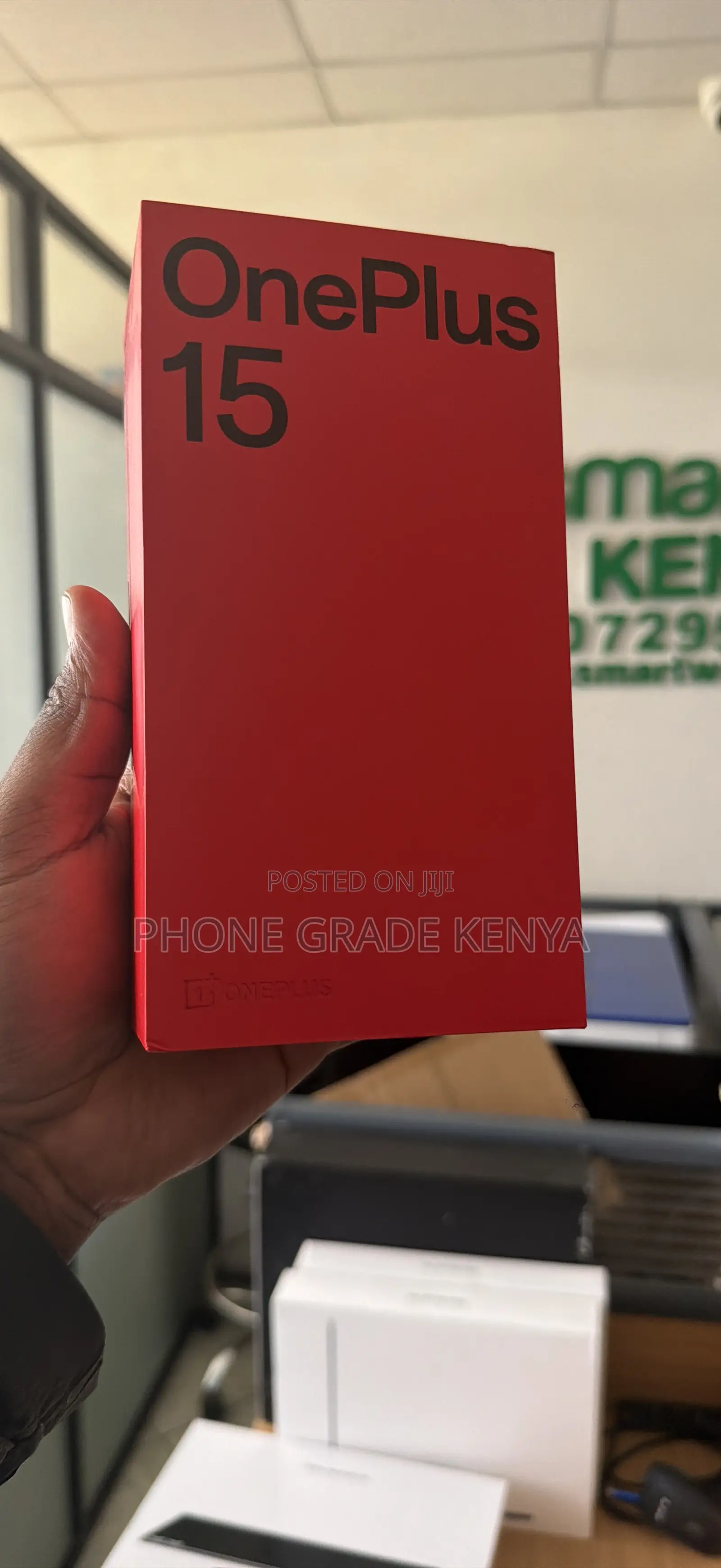 New OnePlus 15 256 GB