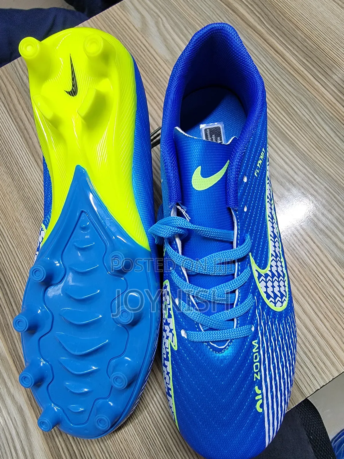 Flyknit Football Shoel