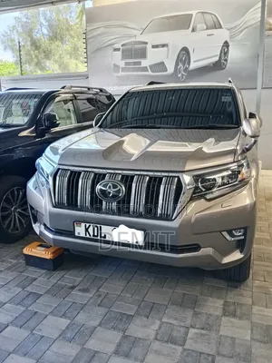 Toyota Land Cruiser Prado 2.8 2018 Gold