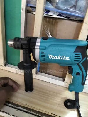 Makita Impact Drill Set for Mason 710 Watts
