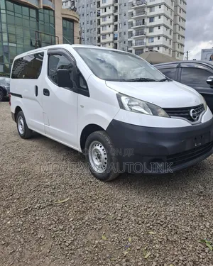 Nissan NV200 2018 White