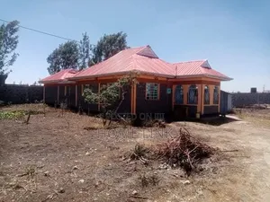 3bdrm Bungalow in Ruai, Kamakis for rent