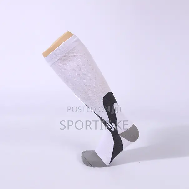 Knee High Compression Socks for Gym, Hiking, Running, Cycling
