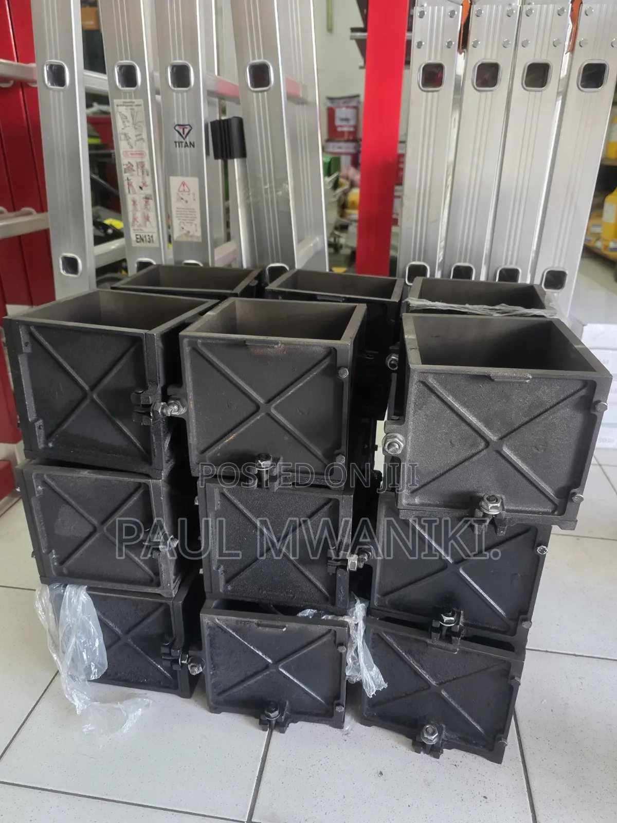 Heavy Duty Cube Moulds Available