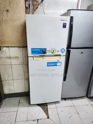 Samsung White Fridge 250litres