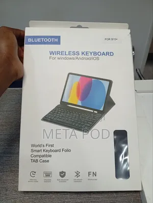 Smart Keyboard Case for S10+