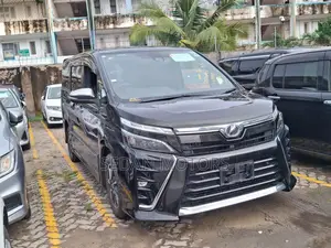 Toyota Voxy 2019 Matt Black