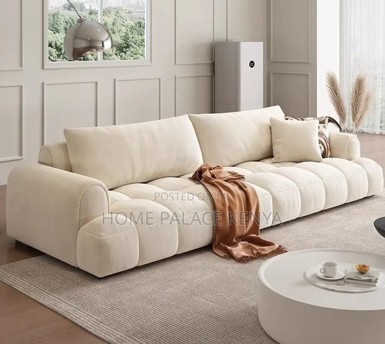 Bubble Sofa: Elegant 3-Seater Sectional Sofa With Tufted Design