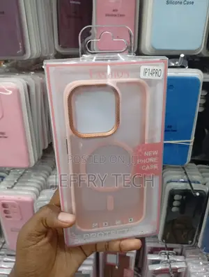 iPhone 14 Pro Pink Lightweight Option Case