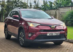 Toyota RAV4 2018 Maroon