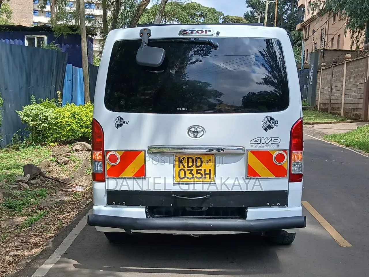 Toyota HiAce 2014 White