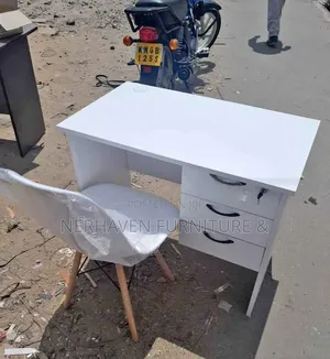 Office Study Desk – Compact Desk for Home Office Setup