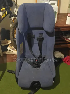Clek Fllo Convertible Car Seat