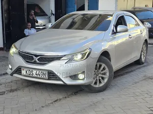 Toyota Mark X 2017 Silver