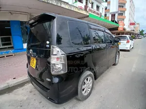 Toyota Voxy 2009 Black
