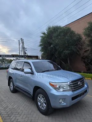 Toyota Land Cruiser 2012 Blue