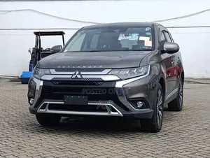 Mitsubishi Outlander 2019 Brown