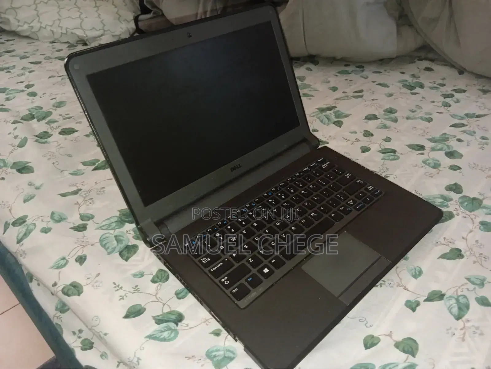 Laptop Dell Latitude 3350 4GB Intel Celeron HDD 256GB