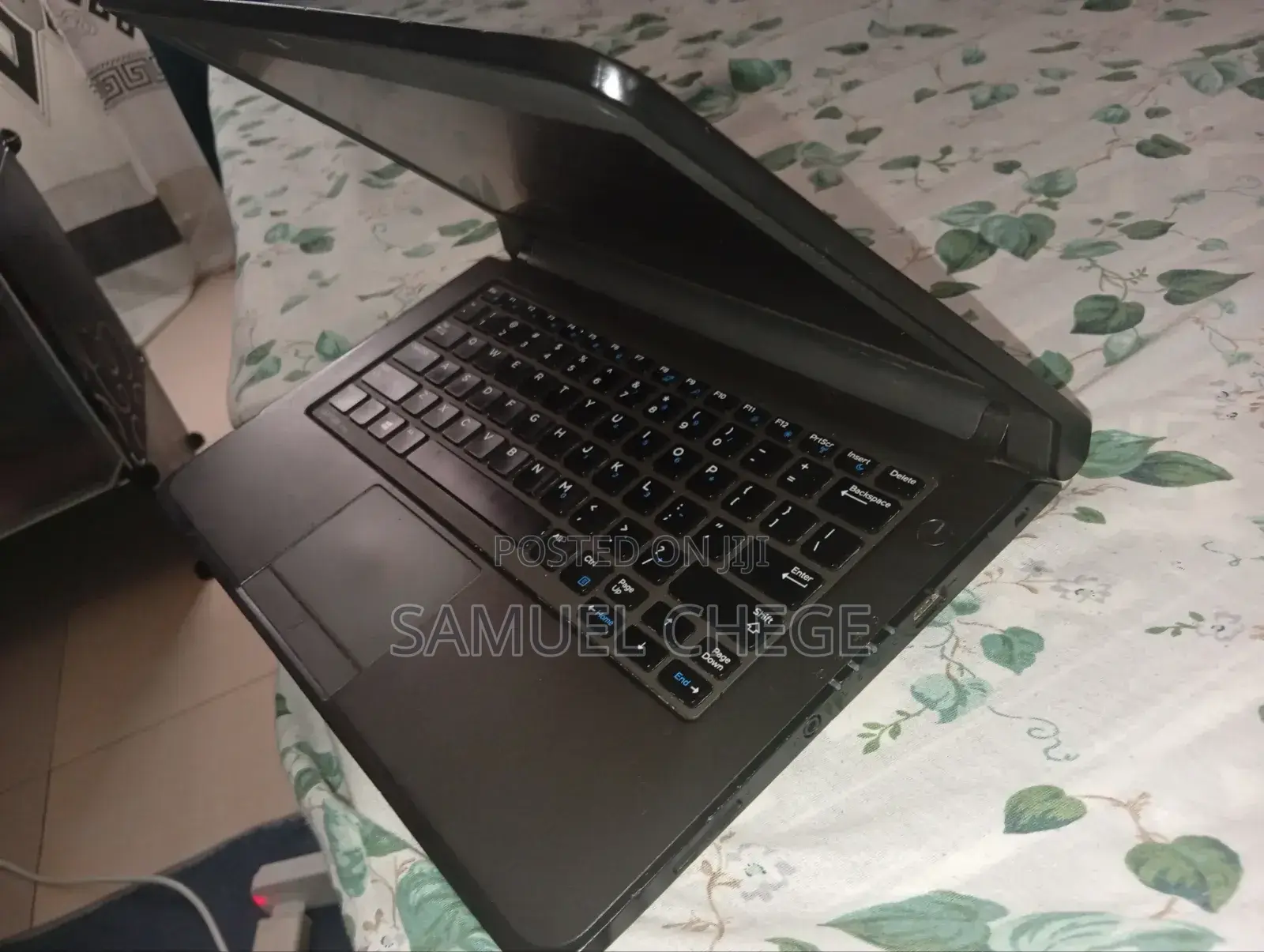 Laptop Dell Latitude 3350 4GB Intel Celeron HDD 256GB