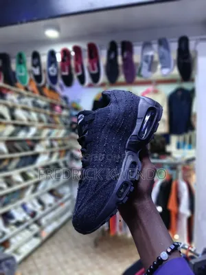 Nike Lewis
