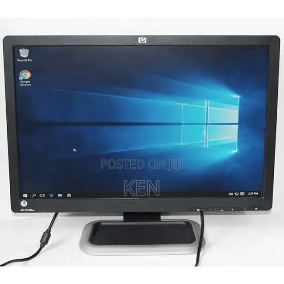 22 Inches Stretch Monitor