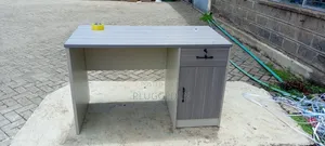 Modern 1 Meter Office Desk