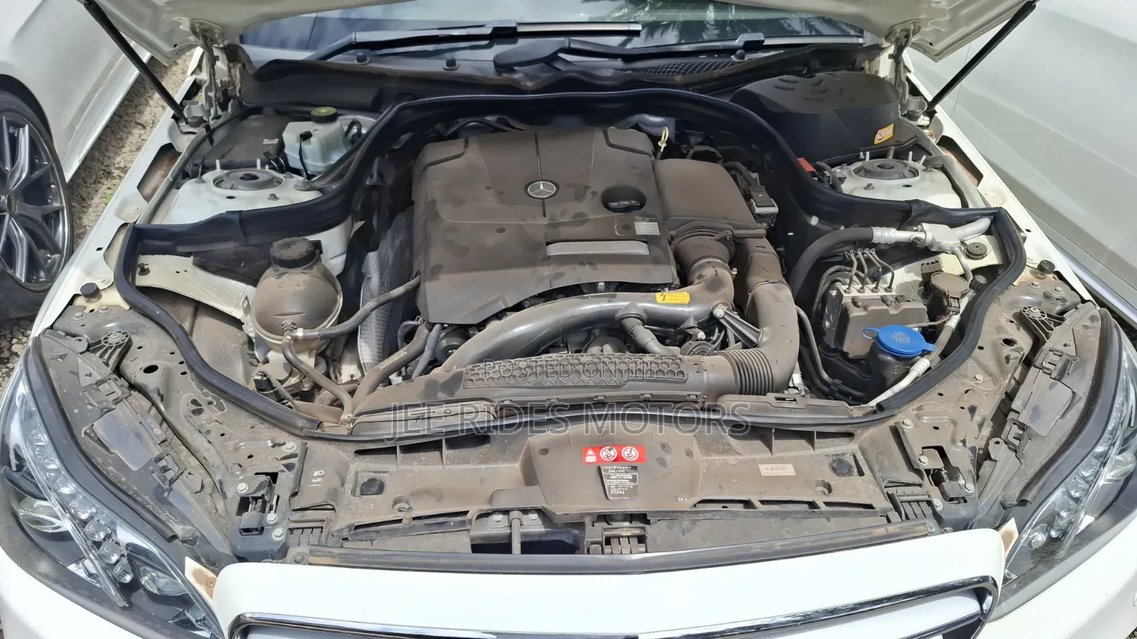 Mercedes-Benz E250 2015 White