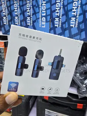 3-in-1 Wireless Microphone Set for Mobile Content Creation