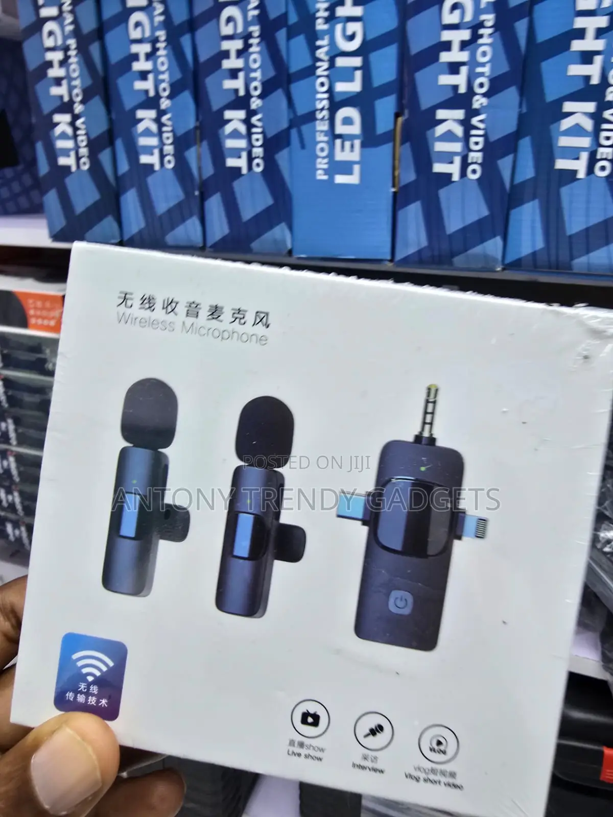Professional Dual Wireless Microphone for Vlogs Interviews
