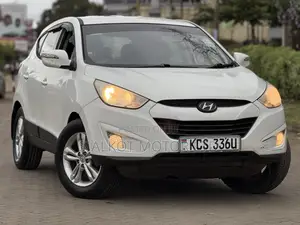 Hyundai Tucson Limited AWD 2011 White