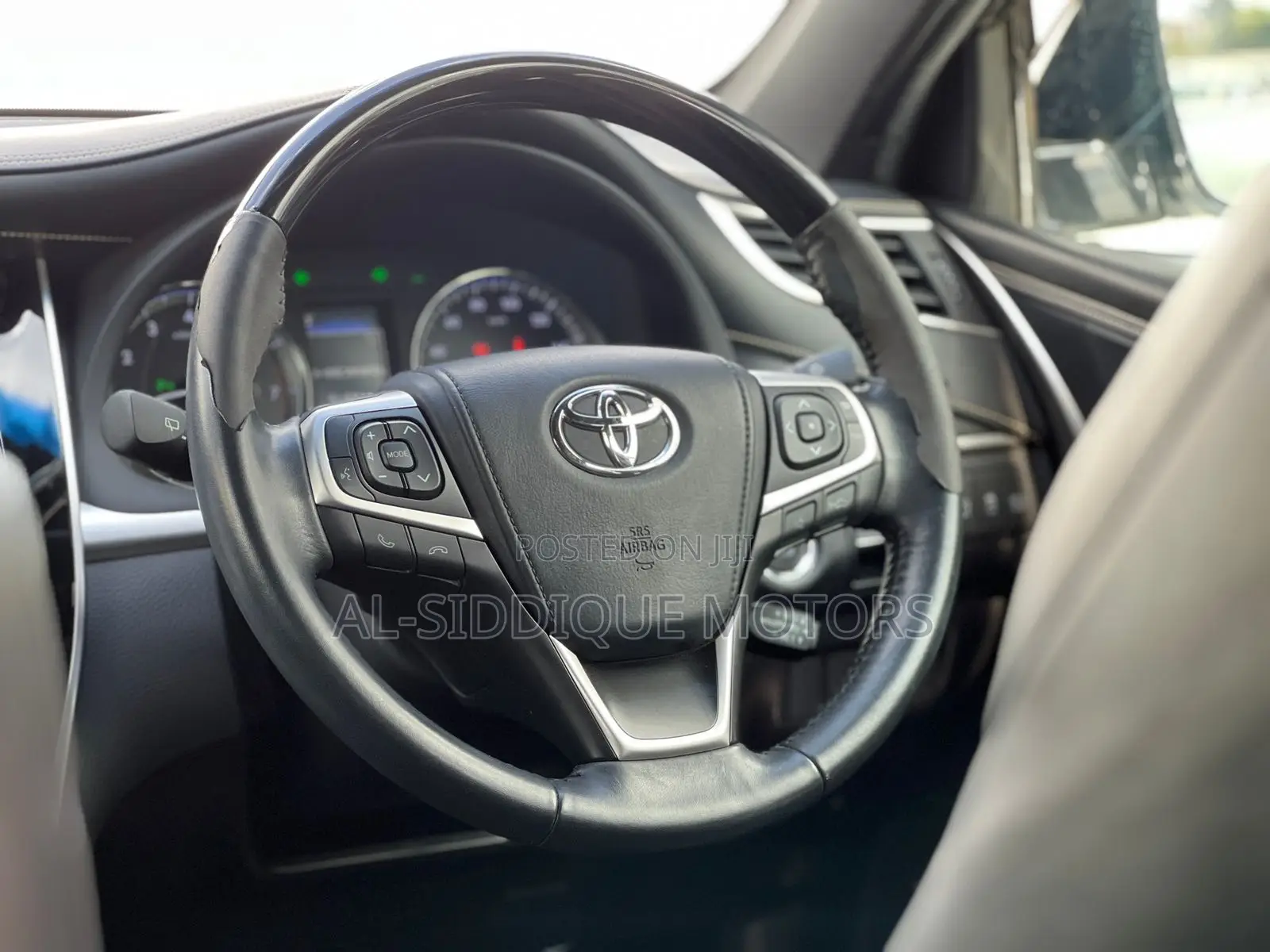 Toyota Harrier 2019 White