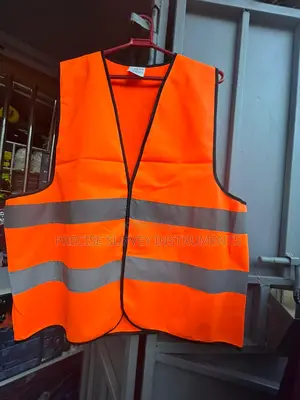 Fluorescent Reflective Vest for Worksite Protection