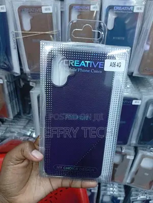 Samsung Galaxy A06 Dark Purple, Mesh-Textured Cover