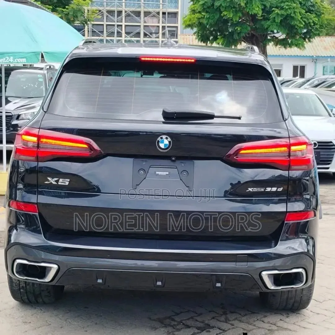 BMW X5 2020 Matt Black