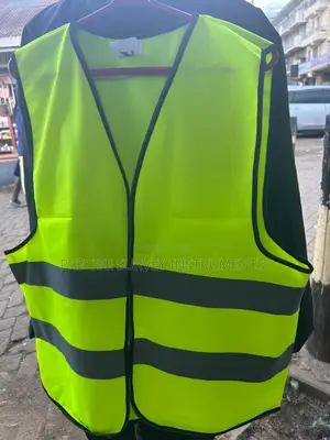 Reflective Vest For Day And Night Work Activities