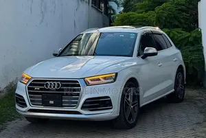 Audi SQ5 3.0T Premium Plus AWD 2019 Off white