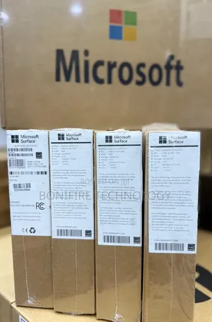 Laptop Microsoft Surface Laptop 8GB Intel Core i5 SSD 256GB