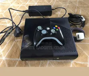 Xbox 360 and 10 Games