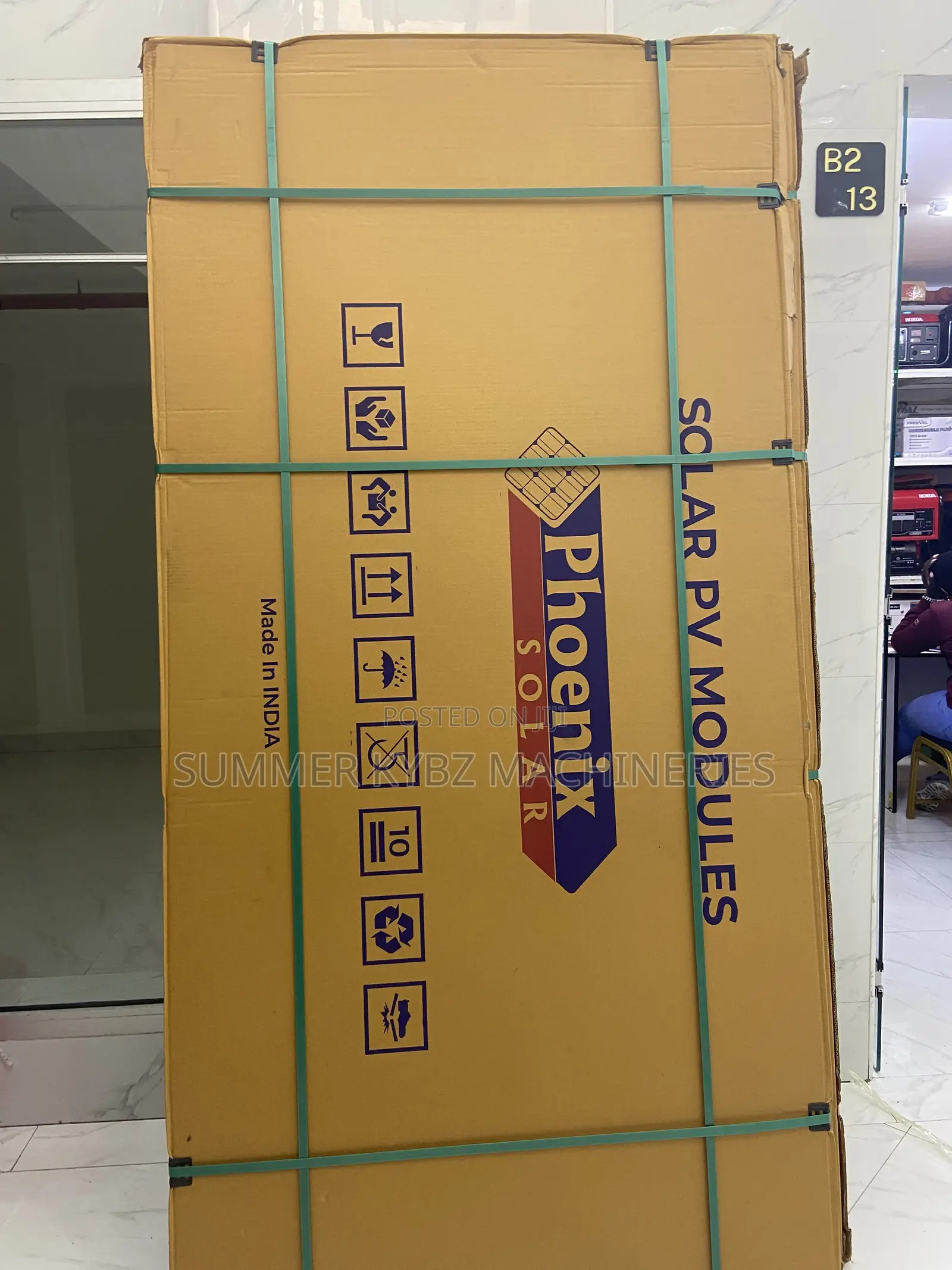 Phoenix Solar Panel 550w
