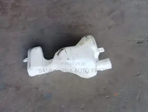 Coolant Reservoir Bottle Toyota Passo Kgc30