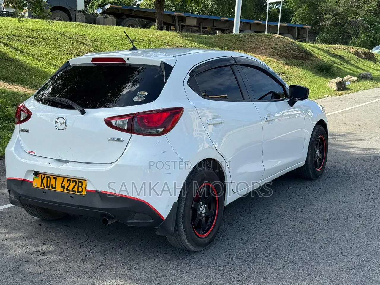 Mazda Demio 2017 White