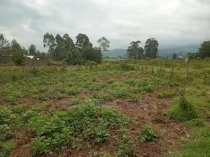 Quoter Acre Touching Nairobi Nakuru Hiway on Sale