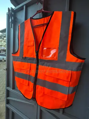 Reflective Safety Vest With Secure Front Storage