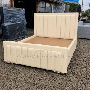 Cream Chester Bed 5 by 6