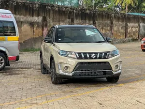 Suzuki Escudo 2022 Beige