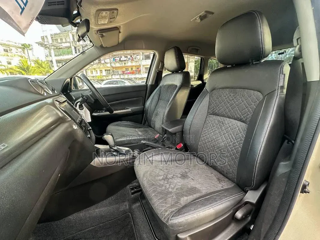 Suzuki Escudo 2022 Beige