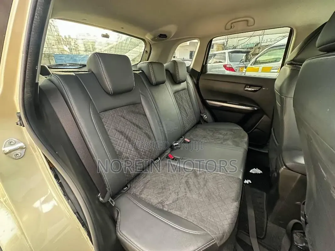 Suzuki Escudo 2022 Beige