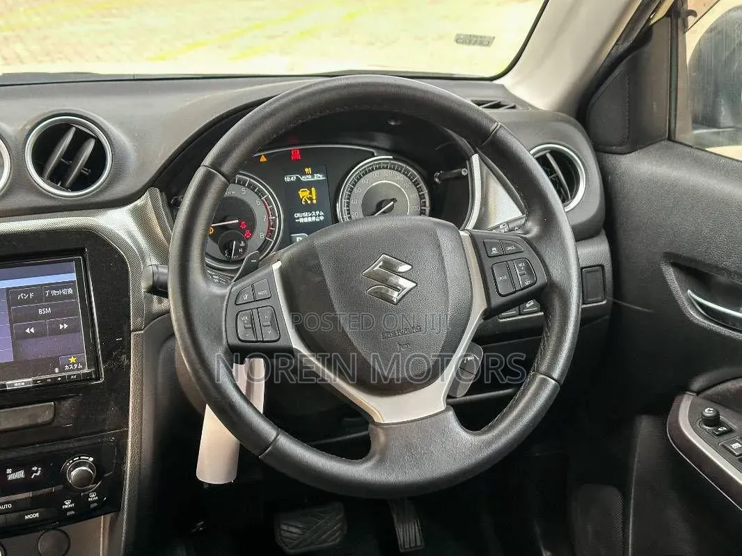 Suzuki Escudo 2022 Beige