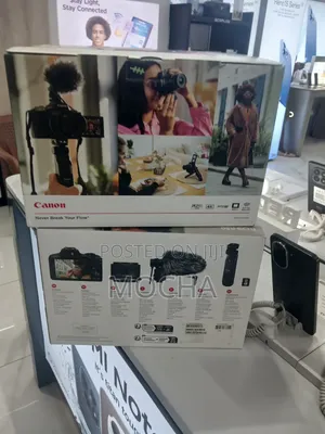 Canon Eos R50 Content Creator Kit